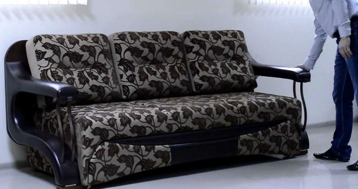 Toată lumea vrea să cumpere o astfel de canapea 3 în 1 neobișnuită.